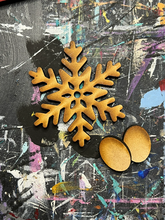 Load image into Gallery viewer, Snowflake Wood Shape, Interchangeable Gnome
